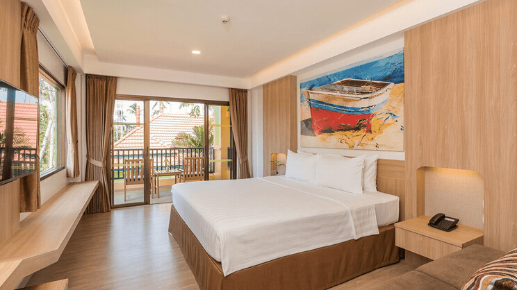 Deluxe Building Standard Room